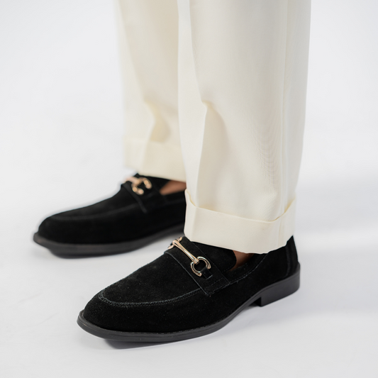 URBN BLACK SLIP-ON